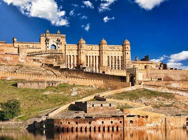 Places in Jaipur- amber fort